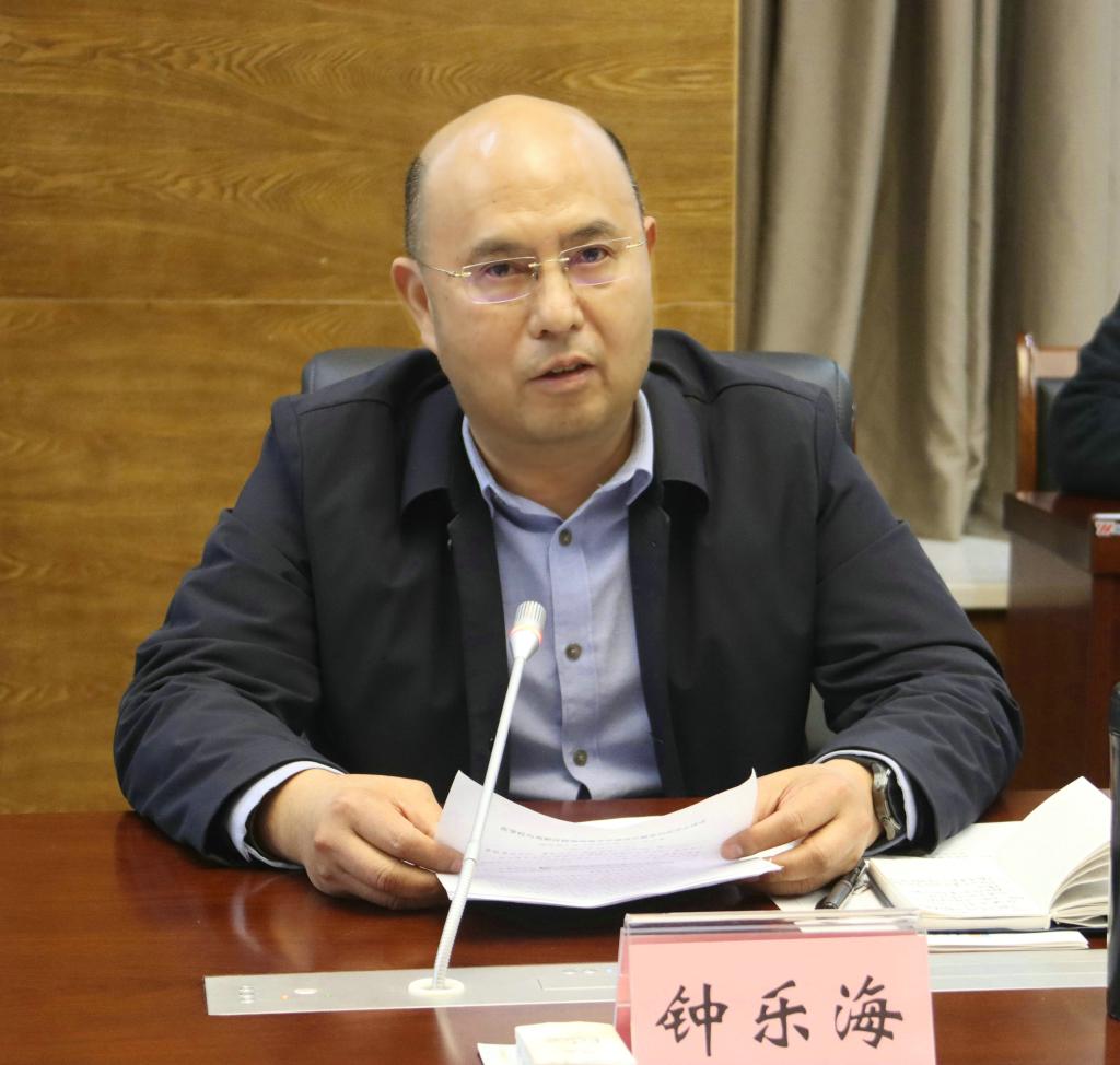 管委会主任董泓,校党委常委,副校长左明扬,党委常委,副校长杨建国